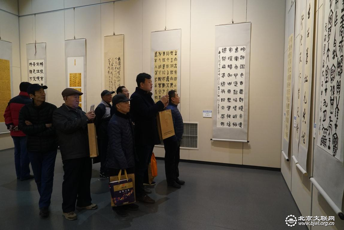 市民观展