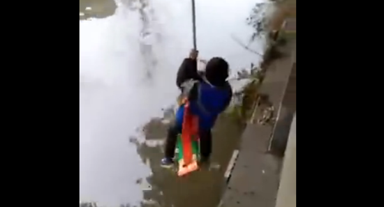 [香山评论] 教育孩子真不必“捆绑起来放入河里”