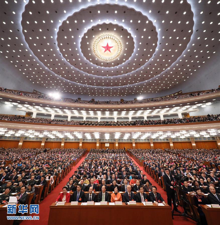 3月5日，第十二届全国人民代表大会第五次会议在北京人民大会堂开幕。 新华社记者兰红光摄