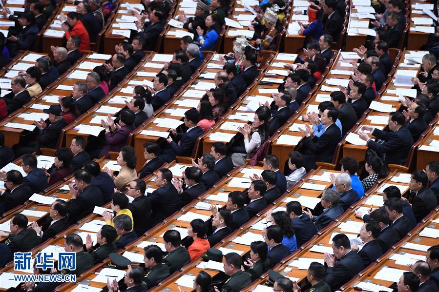 3月5日，第十二届全国人民代表大会第五次会议在北京人民大会堂开幕。 新华社记者张领摄