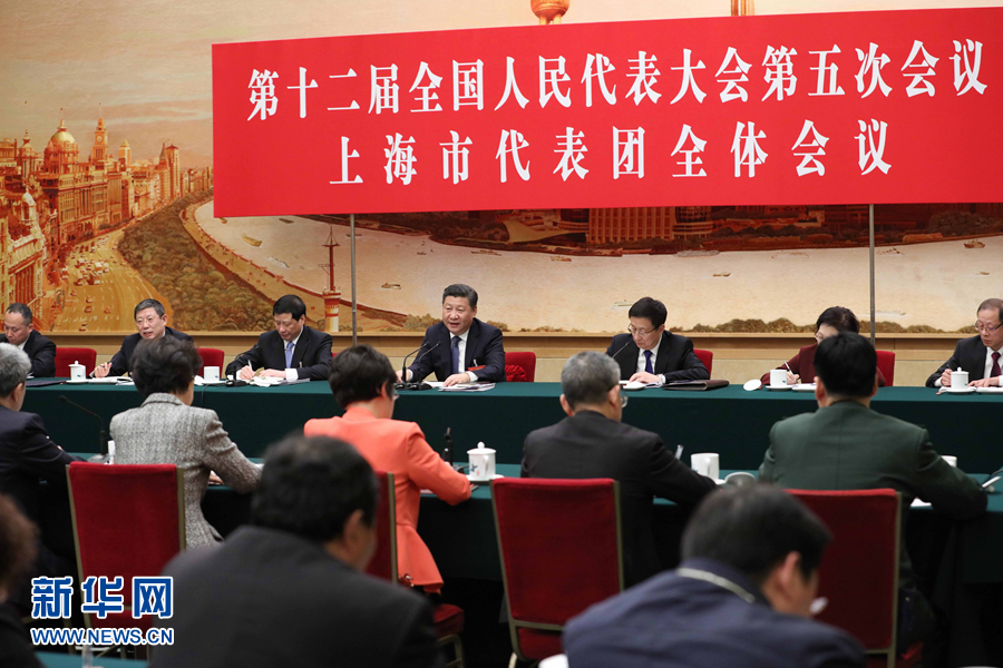 3月5日，中共中央总书记、国家主席、中央军委主席习近平参加十二届全国人大五次会议上海代表团的审议。新华社记者 王晔 摄