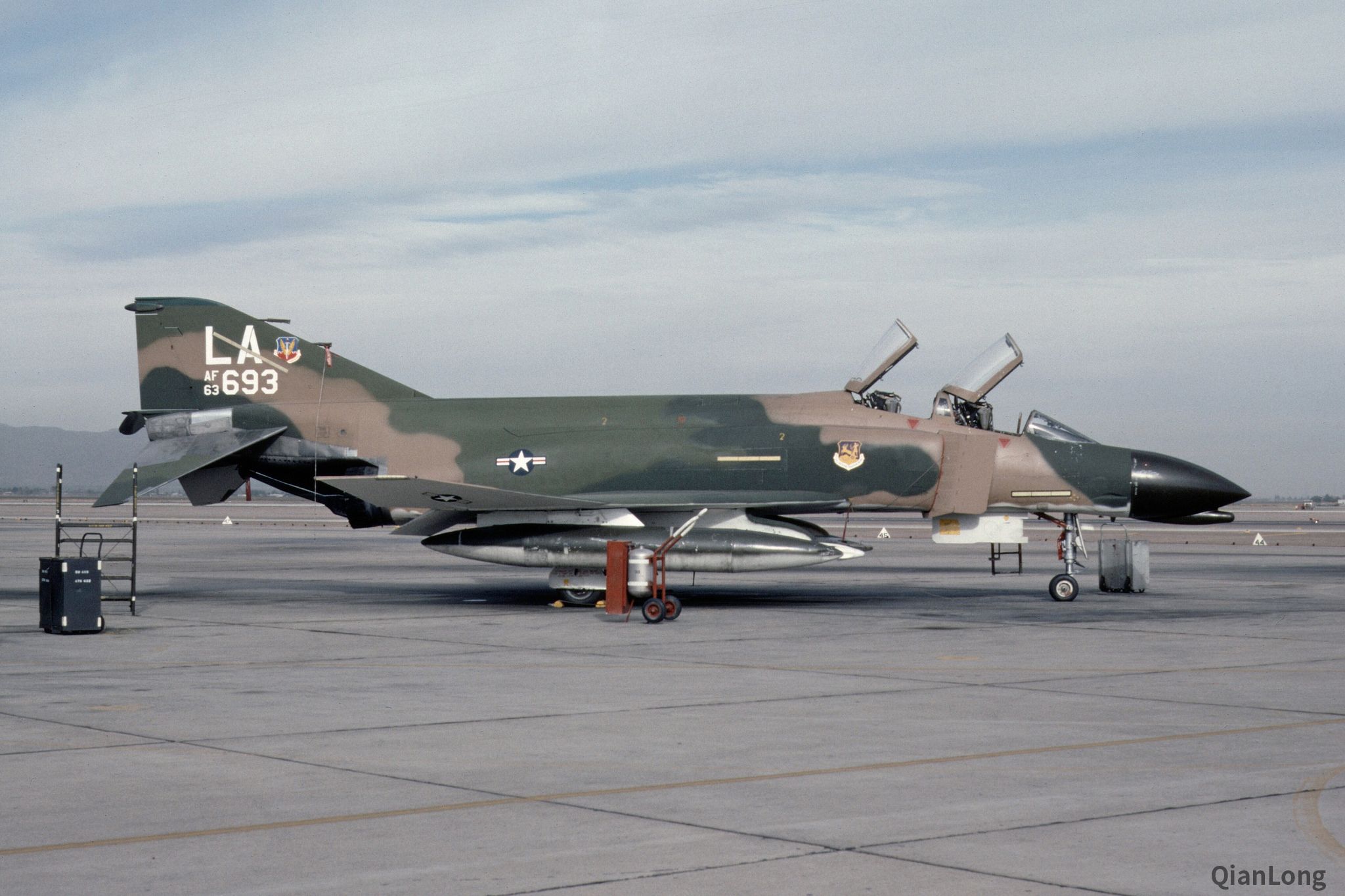 1979年的卢克空军基地开放日 F-4战机表面密密麻麻各种战绩(2)-千龙网·中国首都网