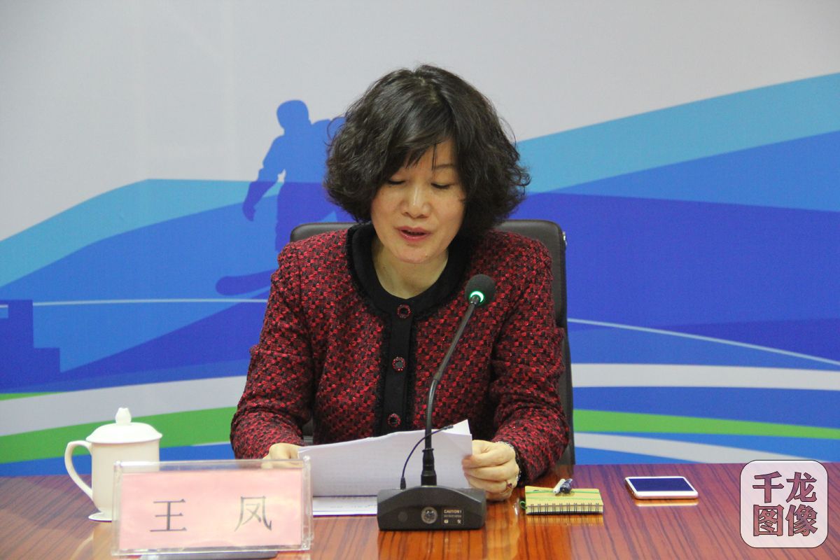3月9日，&ldquo;全国重点媒体河北（崇礼）冰雪行&rdquo;活动记者见面会在张家口举行。图为河北省委宣传部部务会成员、省委外宣局常务副局长王凤致欢迎辞。千龙网记者 黄业摄