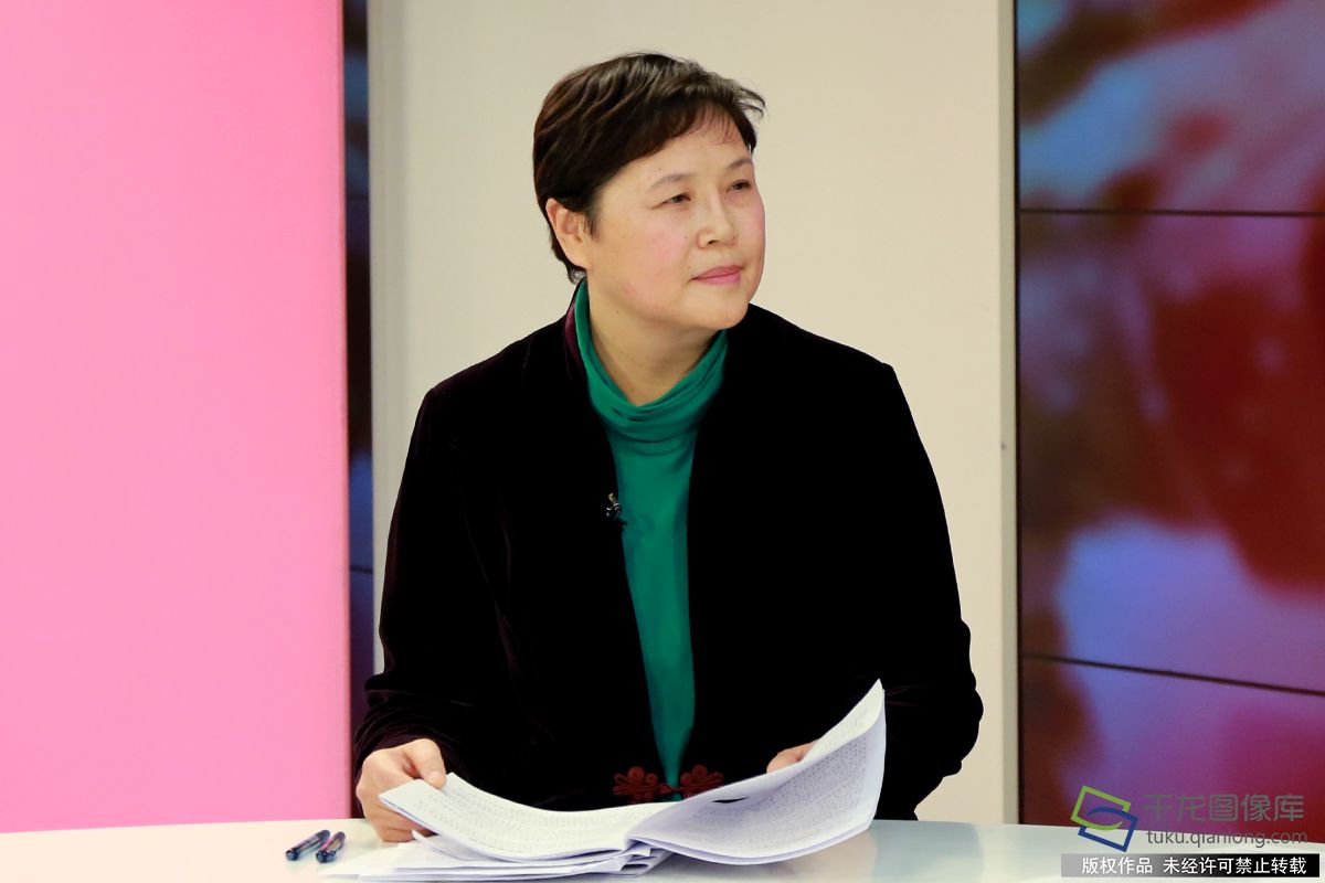 北京市政协委员，北京市自来水集团有限责任公司党委副书记、副董事长张怡。