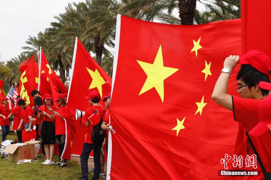 美国佛州侨界热烈欢迎中国国家主席习近平来访