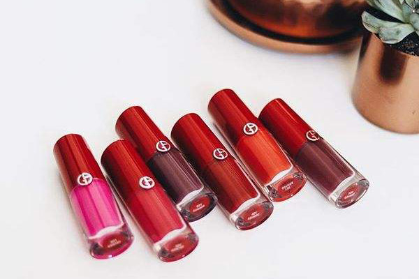 当YSL和Armani还在互撕的时候 潮人已经用上