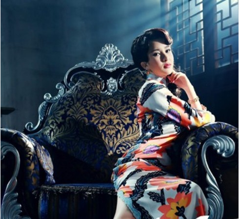 仝晓燕主演《爱情悠悠药草香》 戏码堪比甄嬛