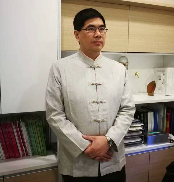 不信韩国,只认中国好鼻子:留学飞燕回国隆鼻记