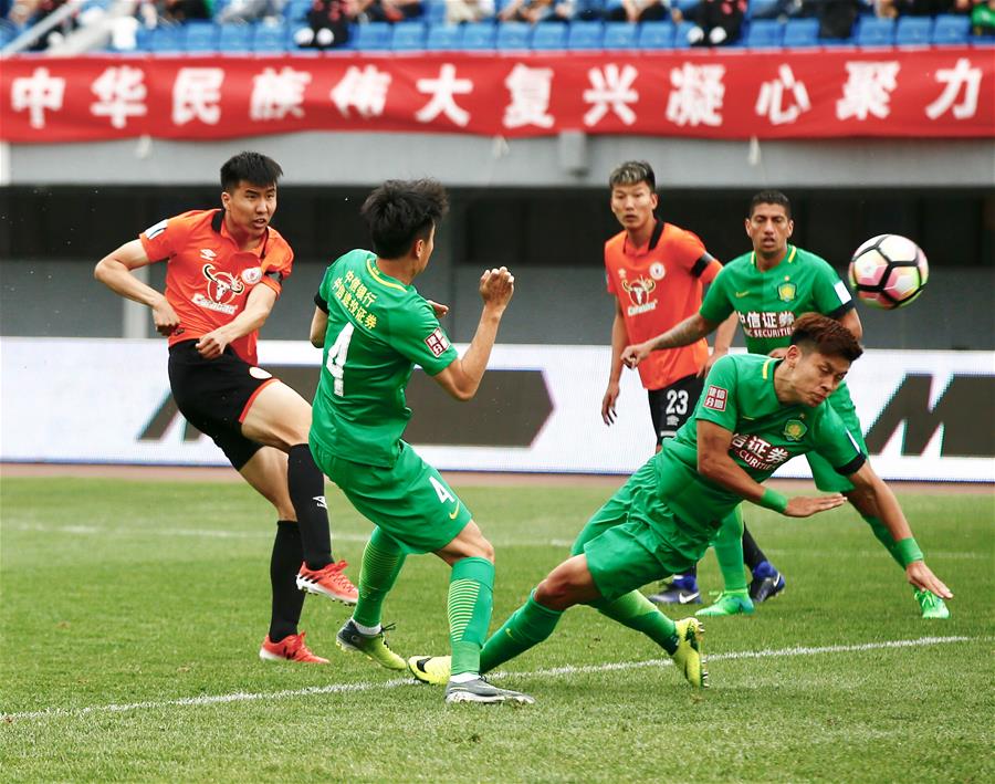 （体育）（17）足球&mdash;&mdash;足协杯：北京中赫国安胜北京人和