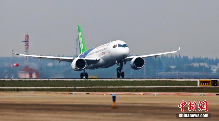 C919有望打破波音空客两强格局?专家:还有两