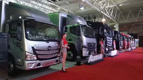 提速高效物流 欧马可超级卡车登陆山东-千龙网