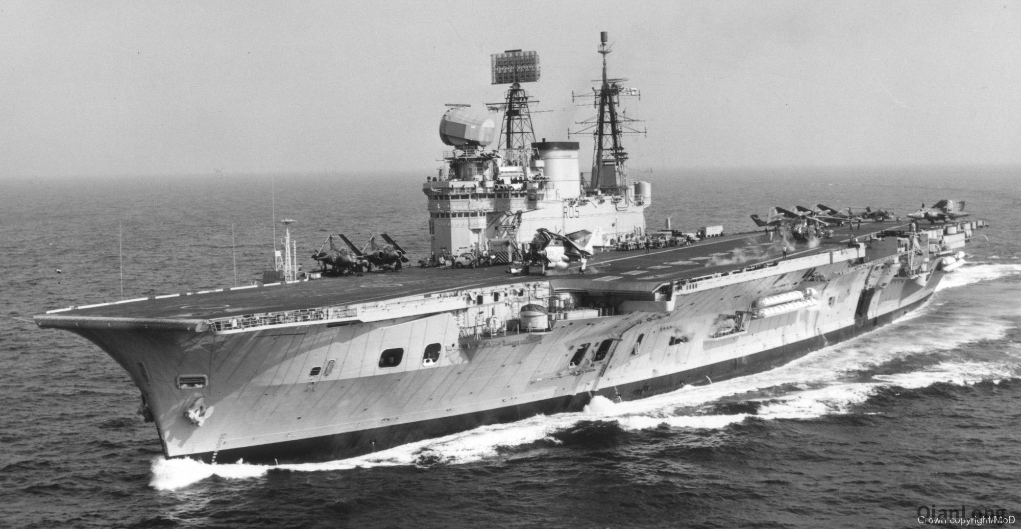 英国海军 鹰 号航空母舰 英国皇家海军青铜时代