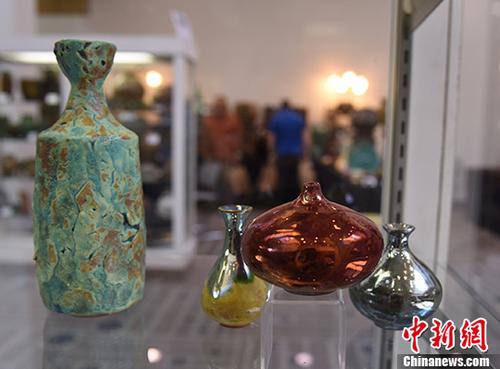 洛杉矶陶瓷艺术展开幕