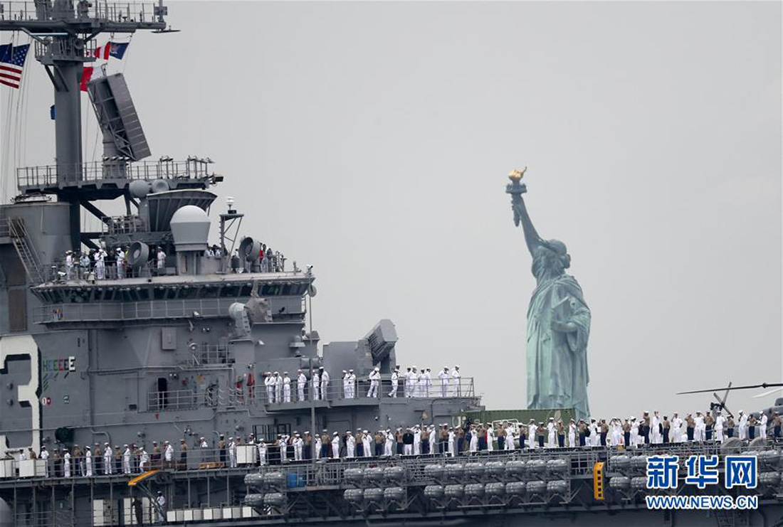 美国纽约举行第29届舰队周活动 多艘舰船参加