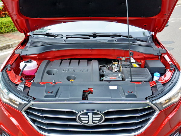 奔腾X40售价6.68万元起 竞争宝骏510-千龙网·