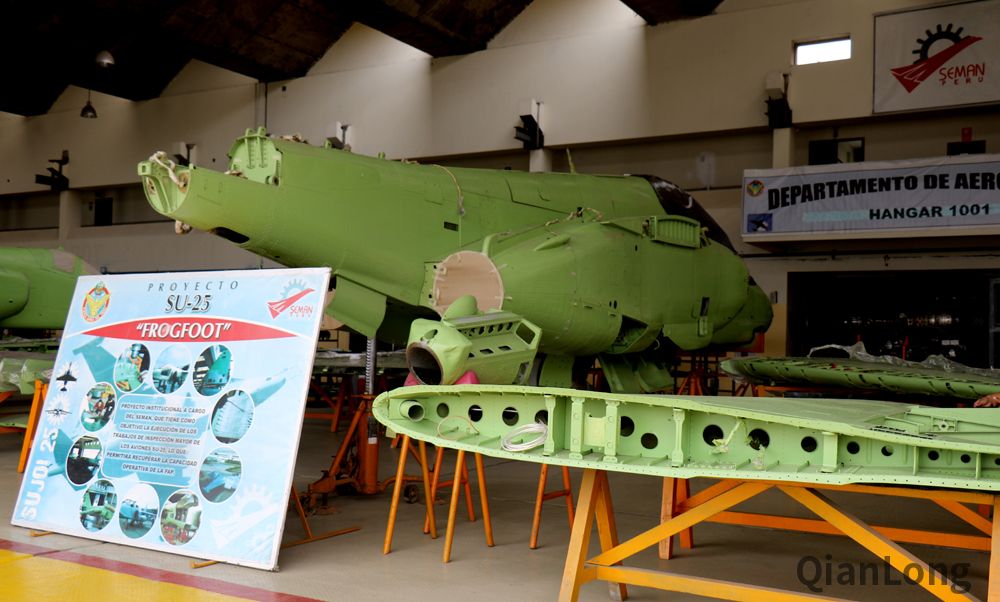 俄罗斯博主眼中的秘鲁飞机维修厂 门口有老飞