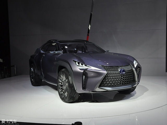 雷克萨斯UX预计2018年4月首发 或接替CT