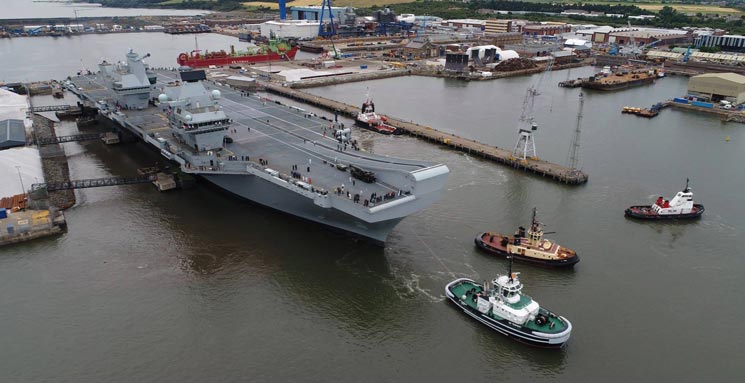 专家评英国新航母与辽宁舰:吨位相当 但前者要