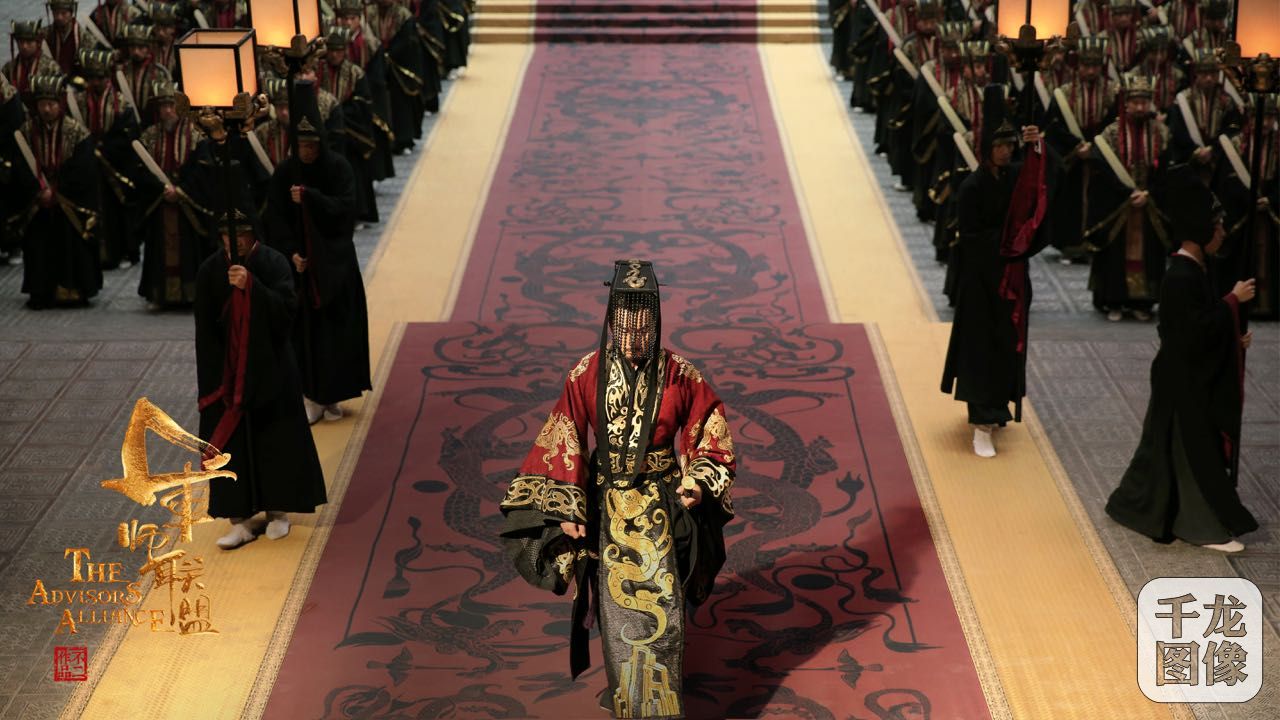 李晨版曹丕今晚称帝 “委屈丕”上演权谋大戏