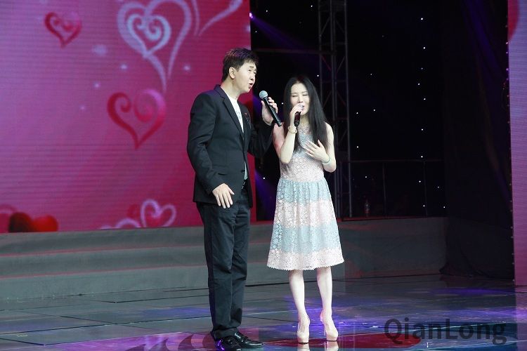 第七届母亲水窖公益活动晚会落下帷幕-千龙网