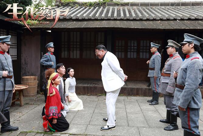 新版“石榴姐”搞笑上位 《生化药尸》正式预告发布