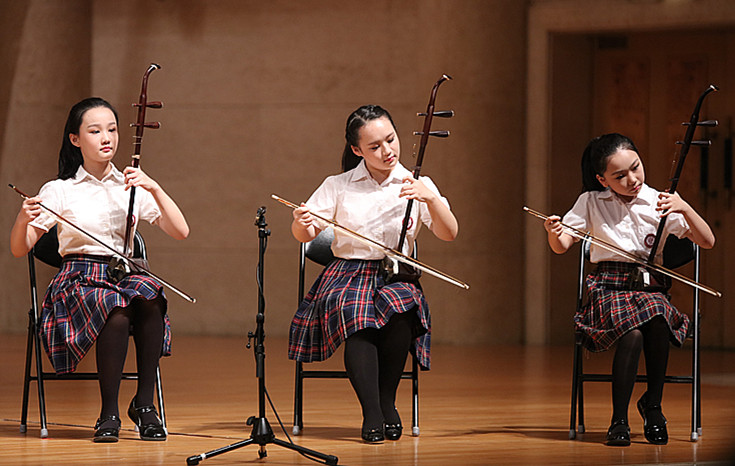 马向华学生演奏