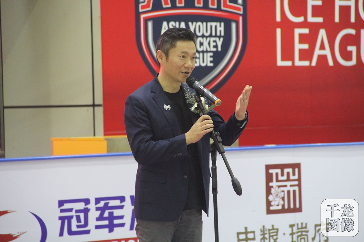 打造原创赛事 2017亚洲青少年冰球联赛总决赛