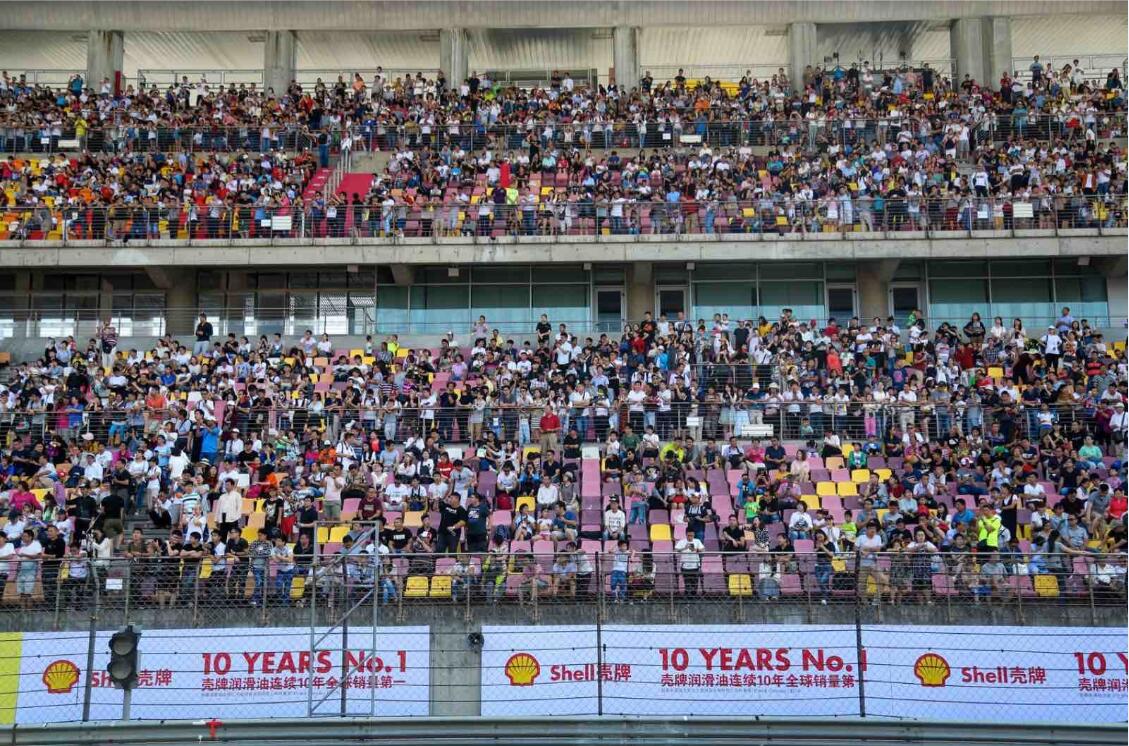铭泰赛车引爆上海 近2万名观众到场助威-千龙