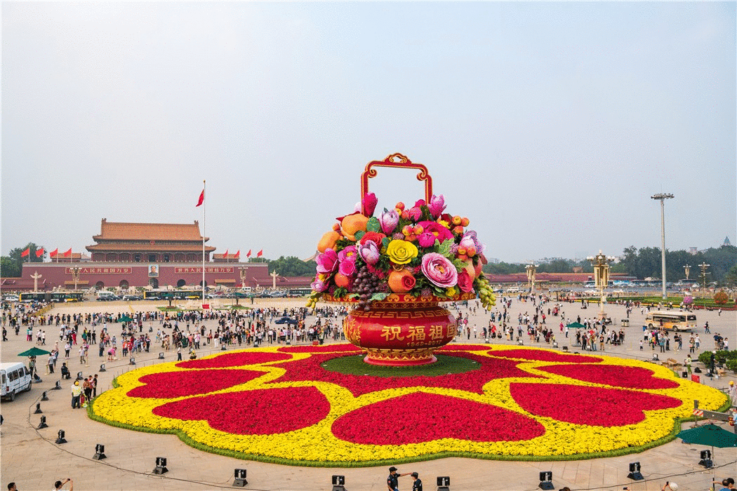 匠心制造 花漫京城--北京城建集团2017年国庆花卉布置工程纪实-千龙网·中国首都网