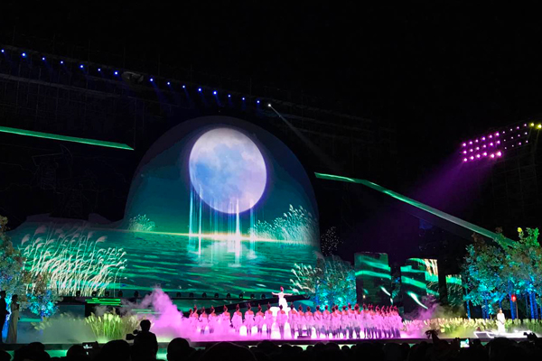 沃尔沃全新S90卓越出行服务闪耀2017央视中秋晚会