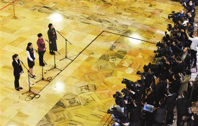 党代表通道传来创新好声音-千龙网·中国首