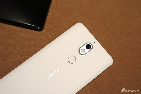 Nokia 7首发图赏：充值情怀的时候到了