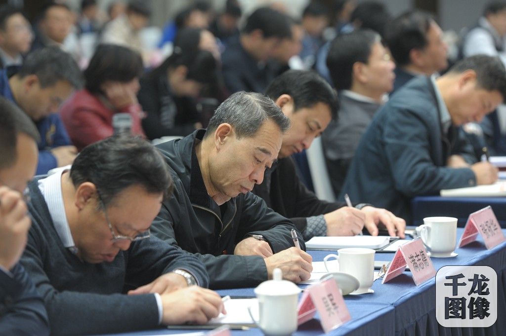 11月8日下午，北京市宣传贯彻党的十九大精神宣讲团报告会在市国资委系统举办。图为报告会现场。董一鸣摄 千龙网发（3）