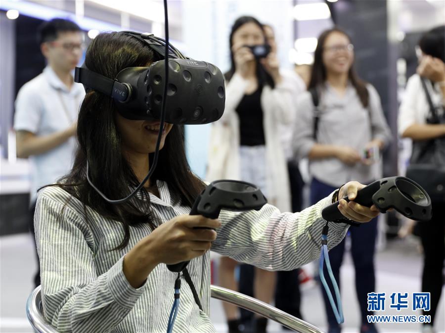 （文化）（3）第九届漫博会在东莞开幕