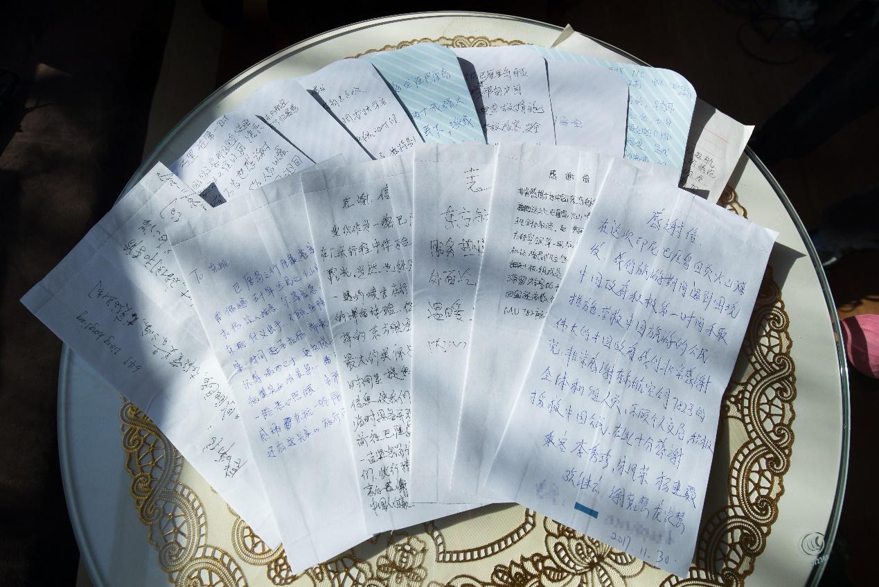 东航四架客机接载逾千名巴厘岛游客回国