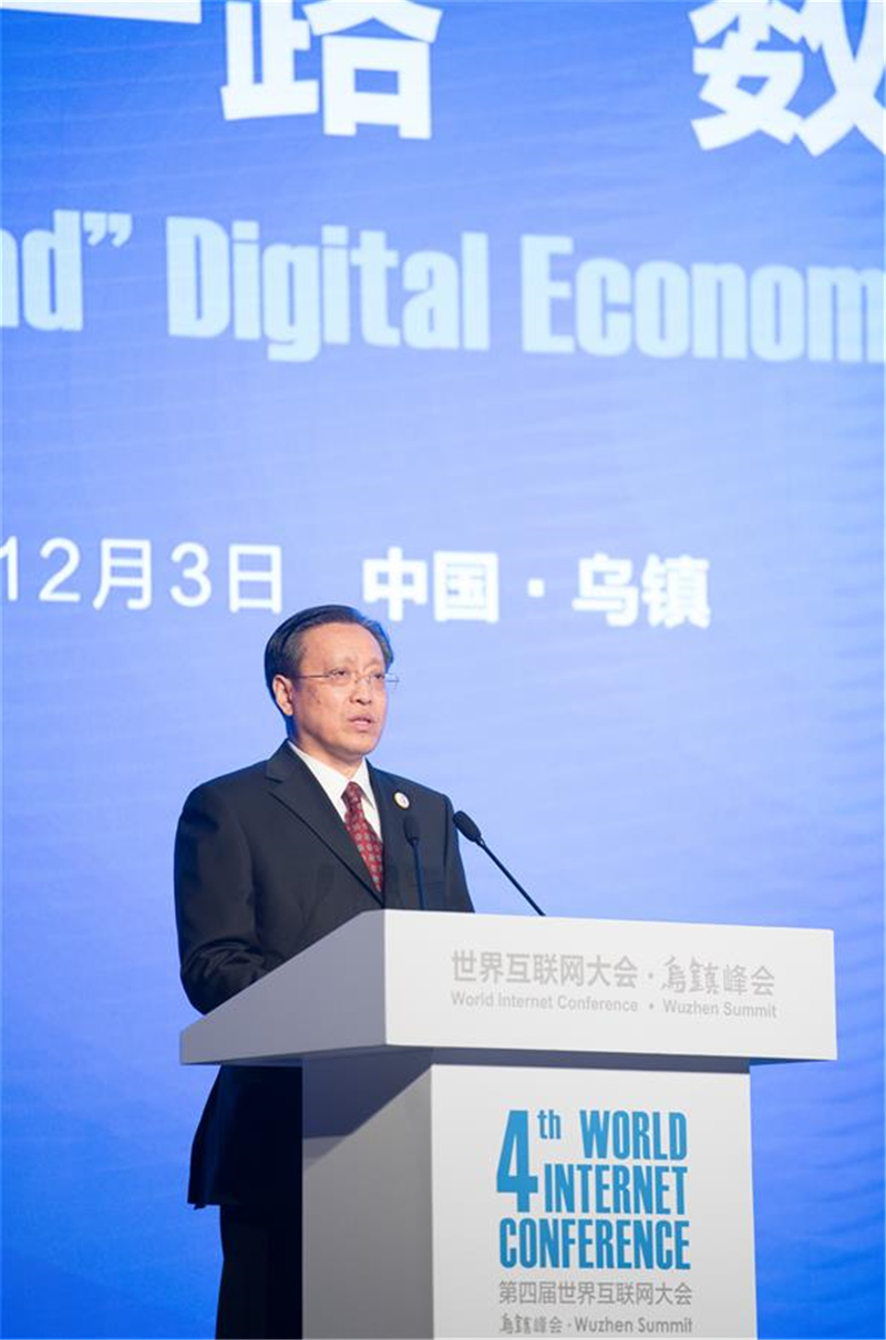 7国集团经济总量在世界排名_世界经济总量排名(2)