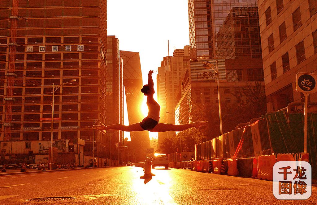 影廊|朱洪宇:在北京,心有多大舞台就有多大--千龙网·中国首都网