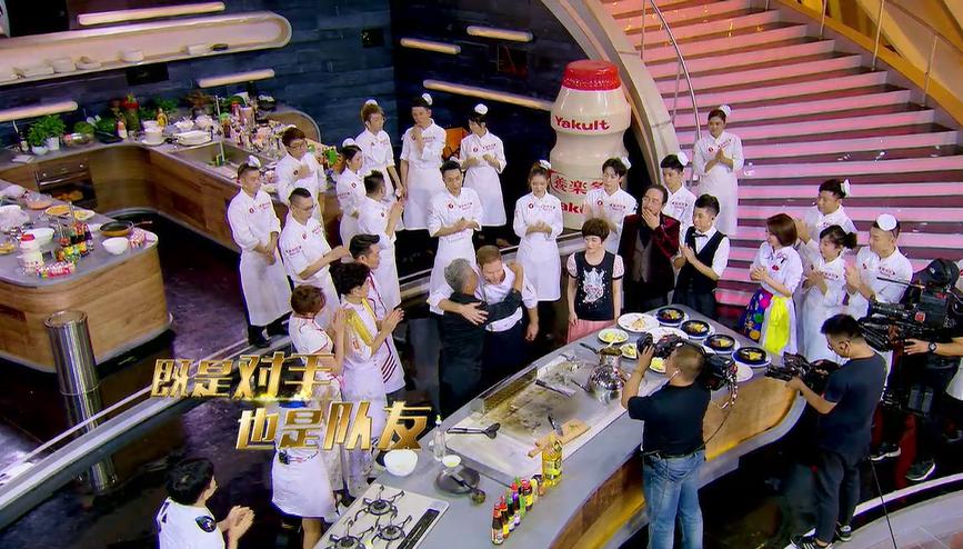 《听得到的美食》寇乃馨做煎蛋哭花妆 大米带病下厨