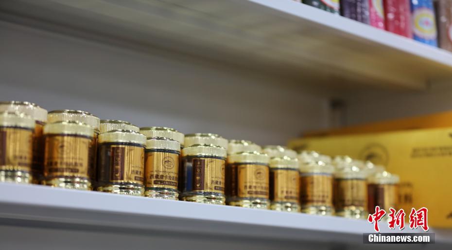 探秘故宫文物医院 珍贵文物在他们手中复原