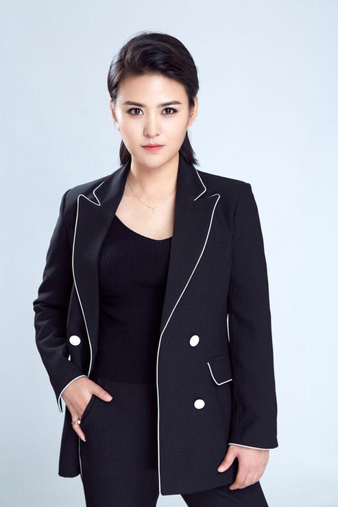 潘倩倩酷狗直播唱新歌 向