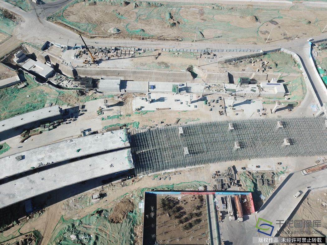 北京新机场项目中建二局所辖标段综合管廊主体结构全线贯通——中建二局北京分公司3