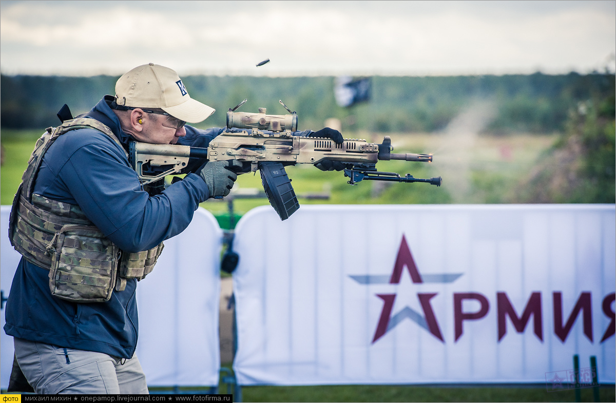 最大射速每分钟700发:卡拉什尼科夫公司公布其