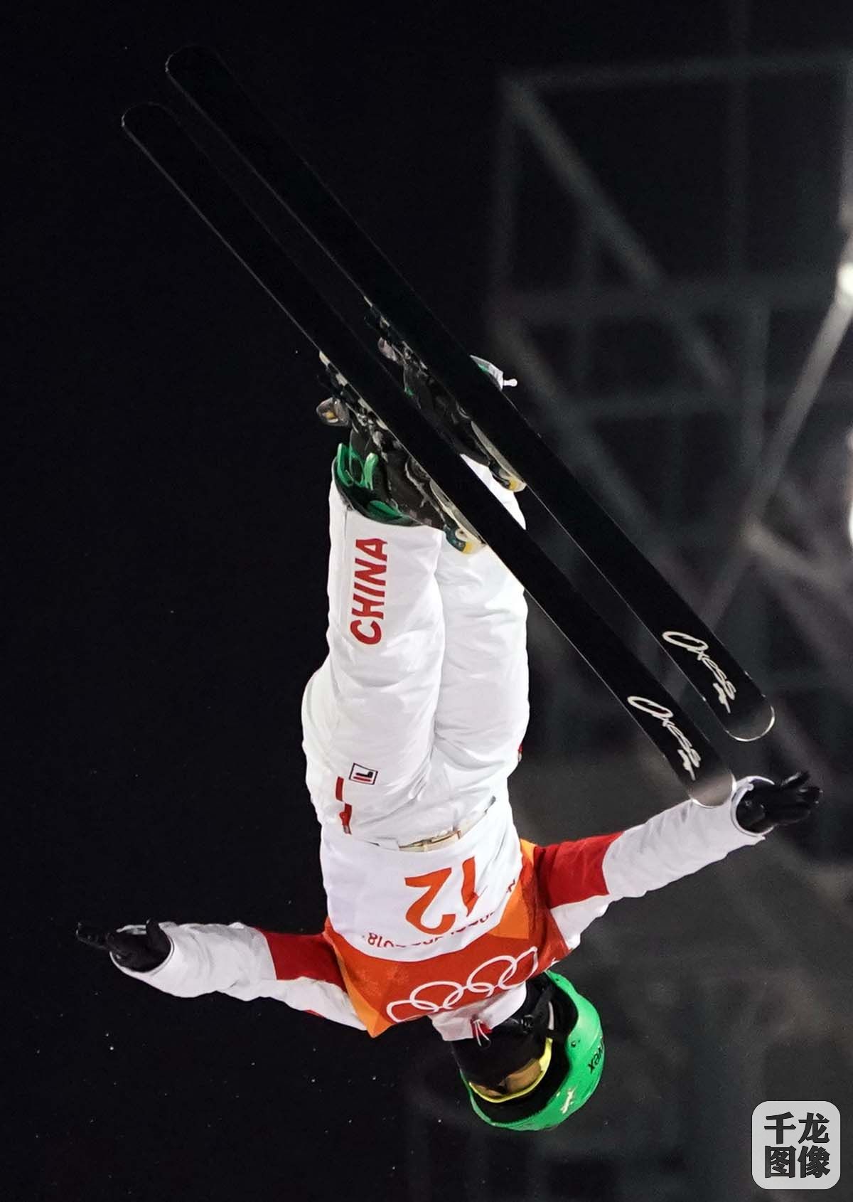 女子技巧孔凡钰01