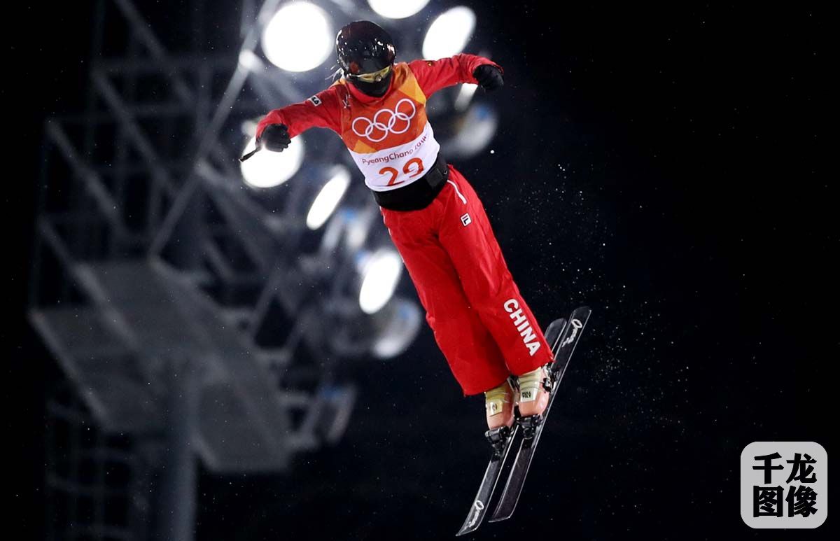 女子技巧张鑫01