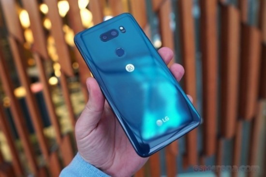 迫不及待!LG V30s抢先发布 带来AI新玩法 