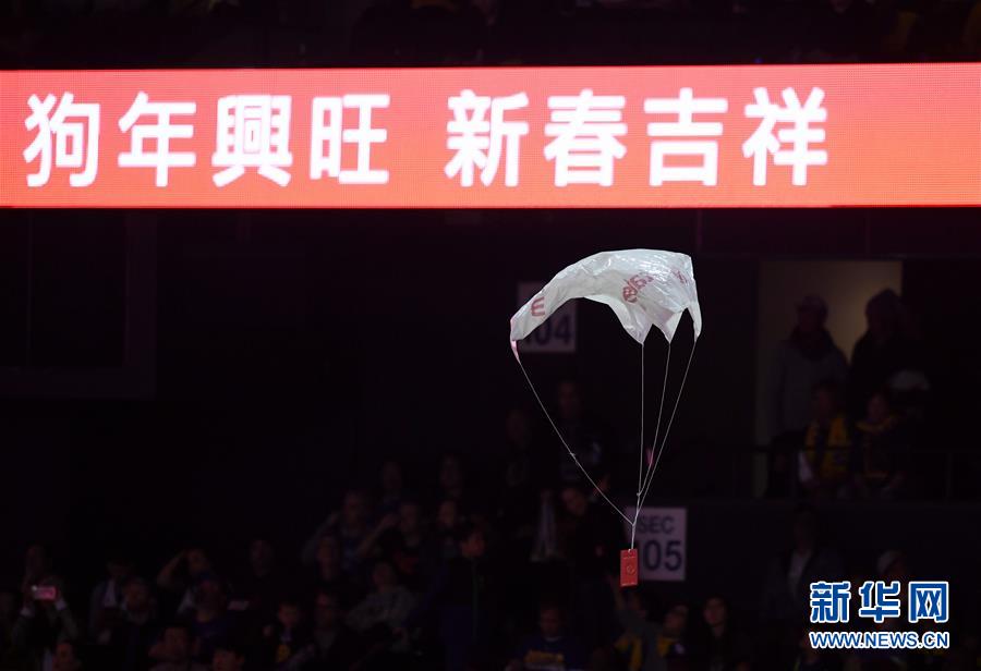 （体育）（4）篮球——NBA：金州勇士队庆祝中国新年