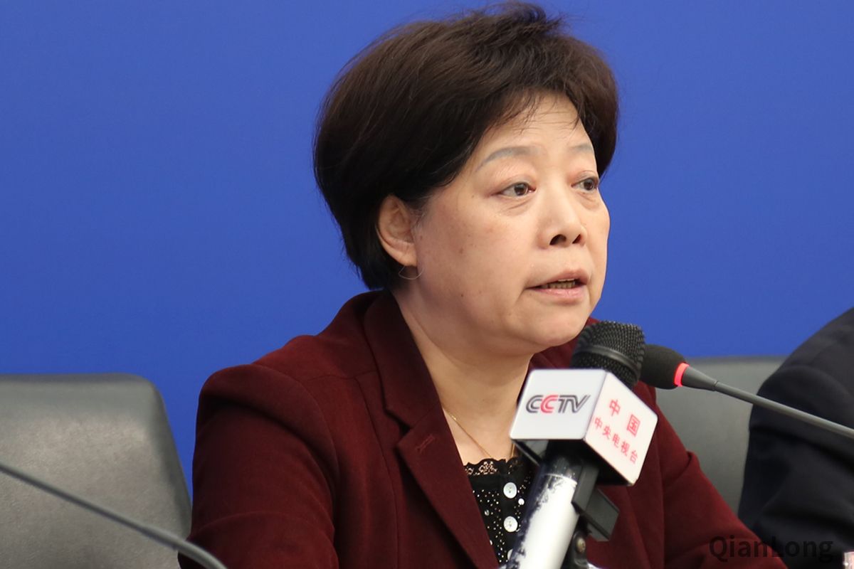 北京市人力资源和社会保障局党组副书记、副局长、新闻发言人陈蓓