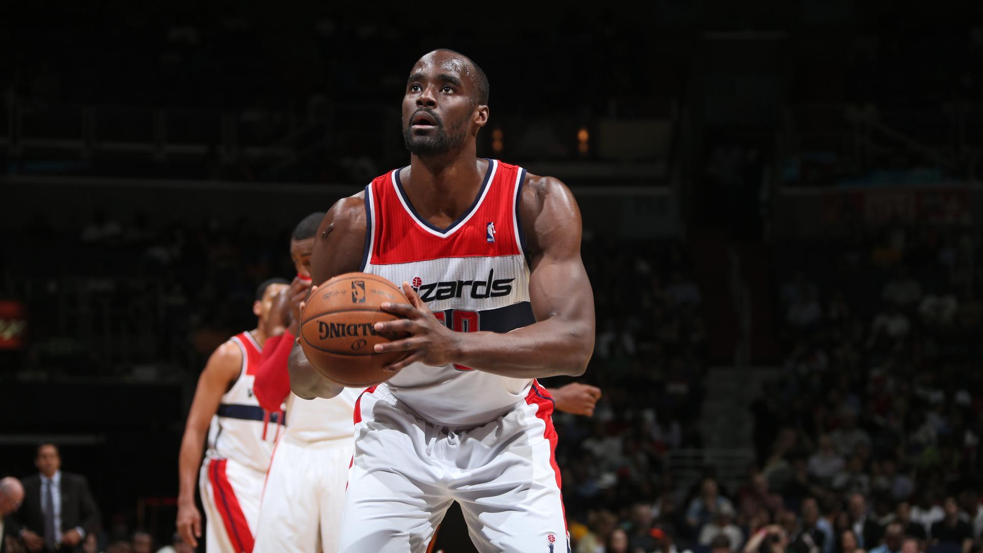 他曾力压魔兽 重伤报销连太阳队医都说没救 却在36岁杀回NBA