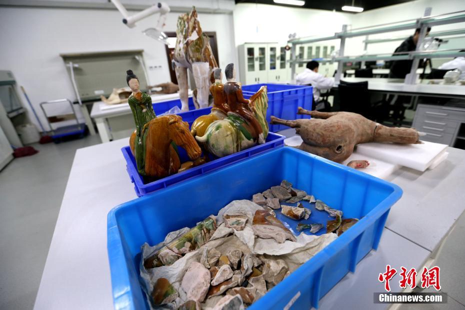 陕西历史博物馆的&ldquo;文物医生&rdquo;