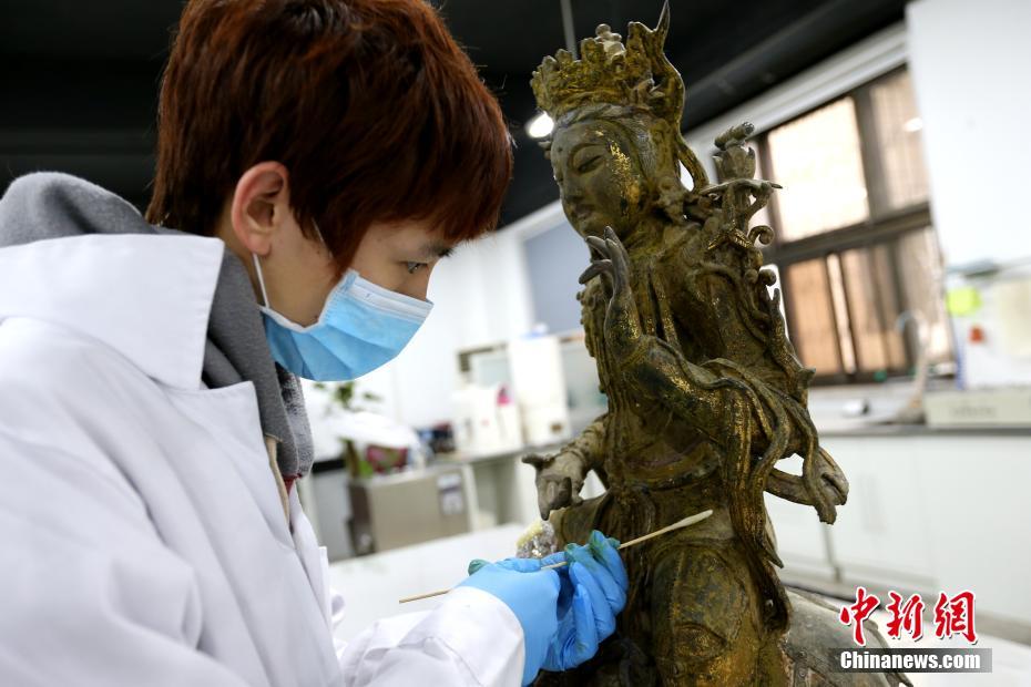 陕西历史博物馆的&ldquo;文物医生&rdquo;